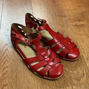 Chelsea Crew Red Leather Women Sandals Size 8.5